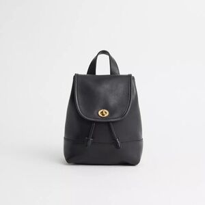 Coach vintage Day Pack in Black glovetanned leather- (USA)